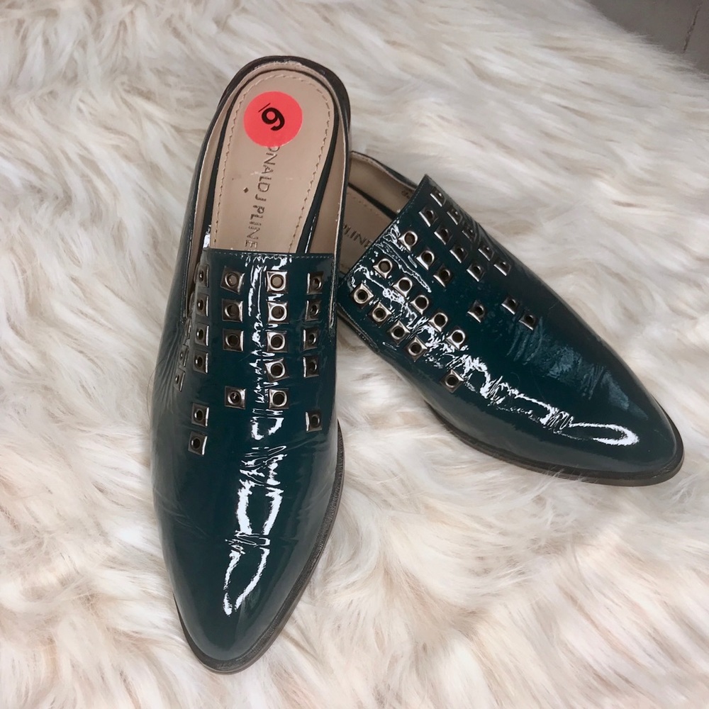 {Donald J. Pliner} Turquoise Patent Leather Mules